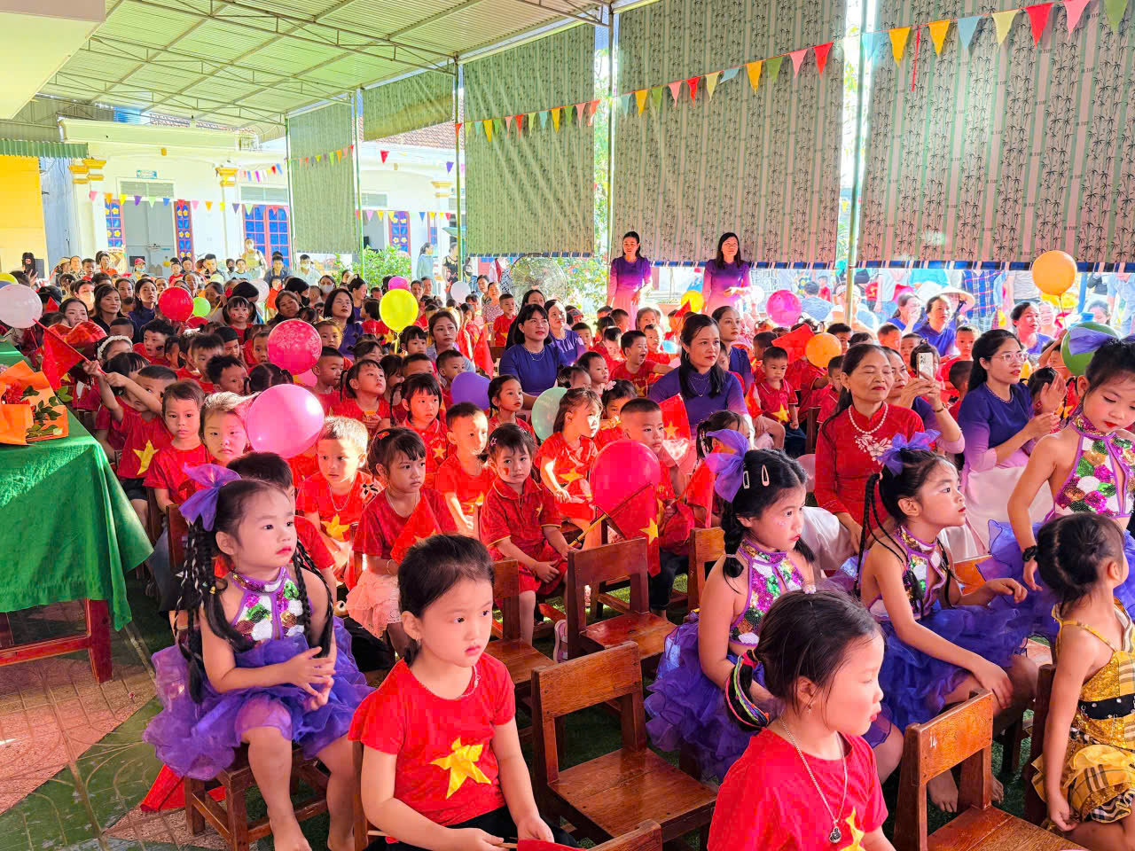 khai giảng 10