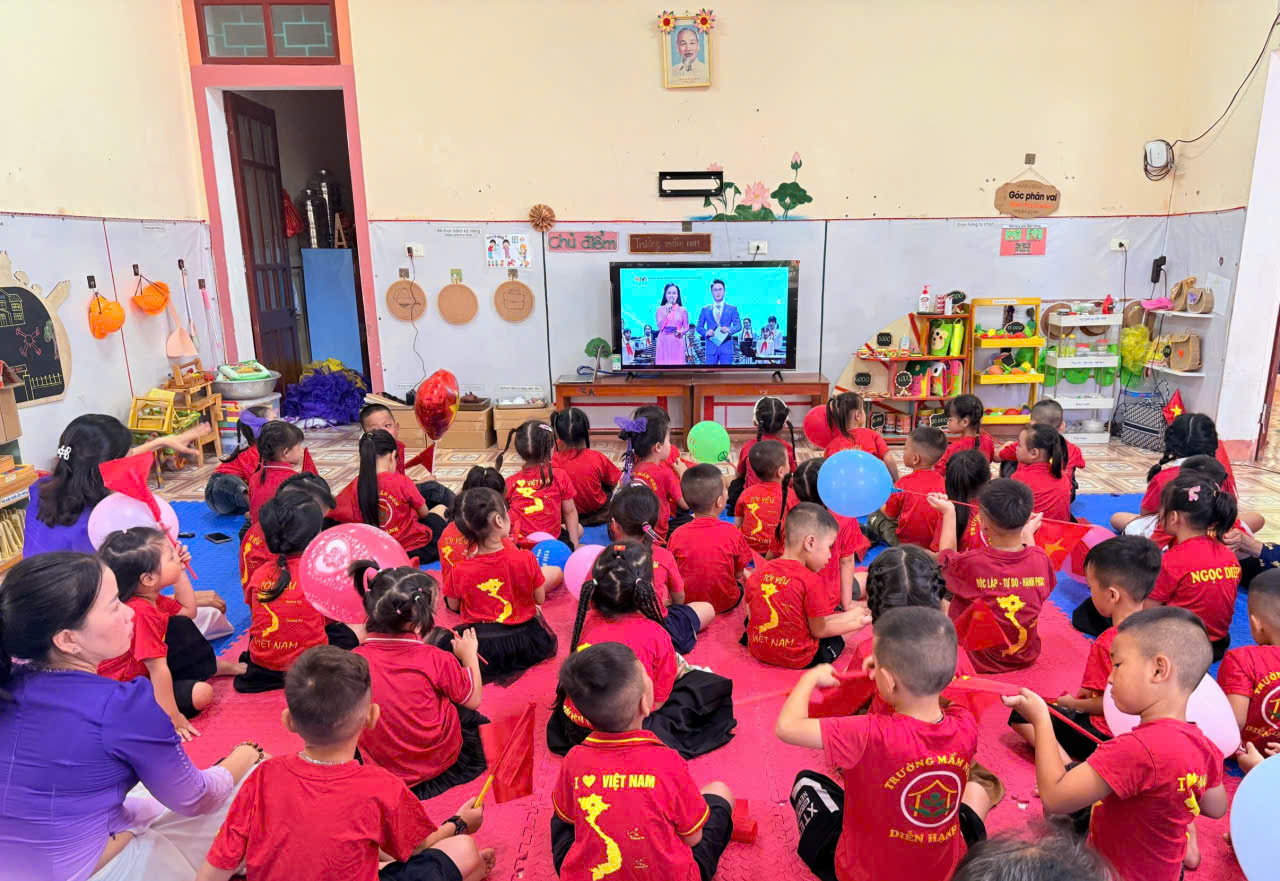 khai giảng 12